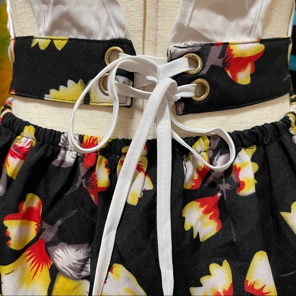 🌈 Lovely getaway flower picnic romper - Picture 6 of 12